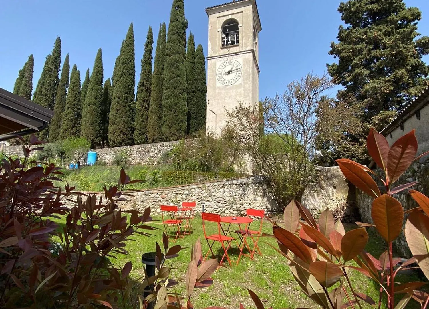 La Volpe Rossa Rooms And Apartments San Felice del Benaco